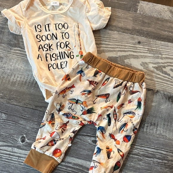 Amazon Other - Amazon Kids Fishing Theme Matching Set - Cream and Brown
